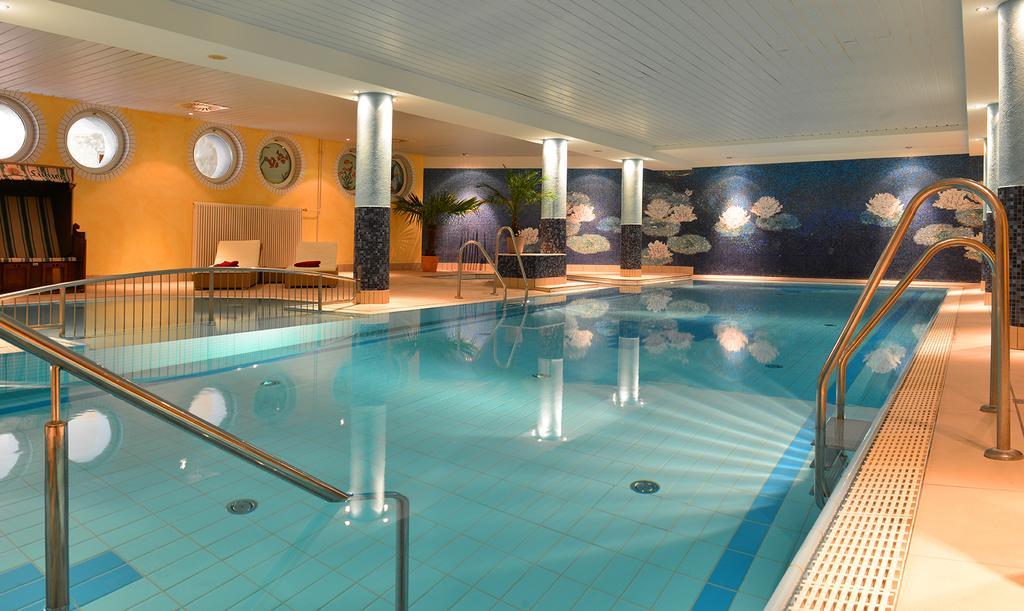 Strandhotel Seerose Kölpinsee Exteriér fotografie